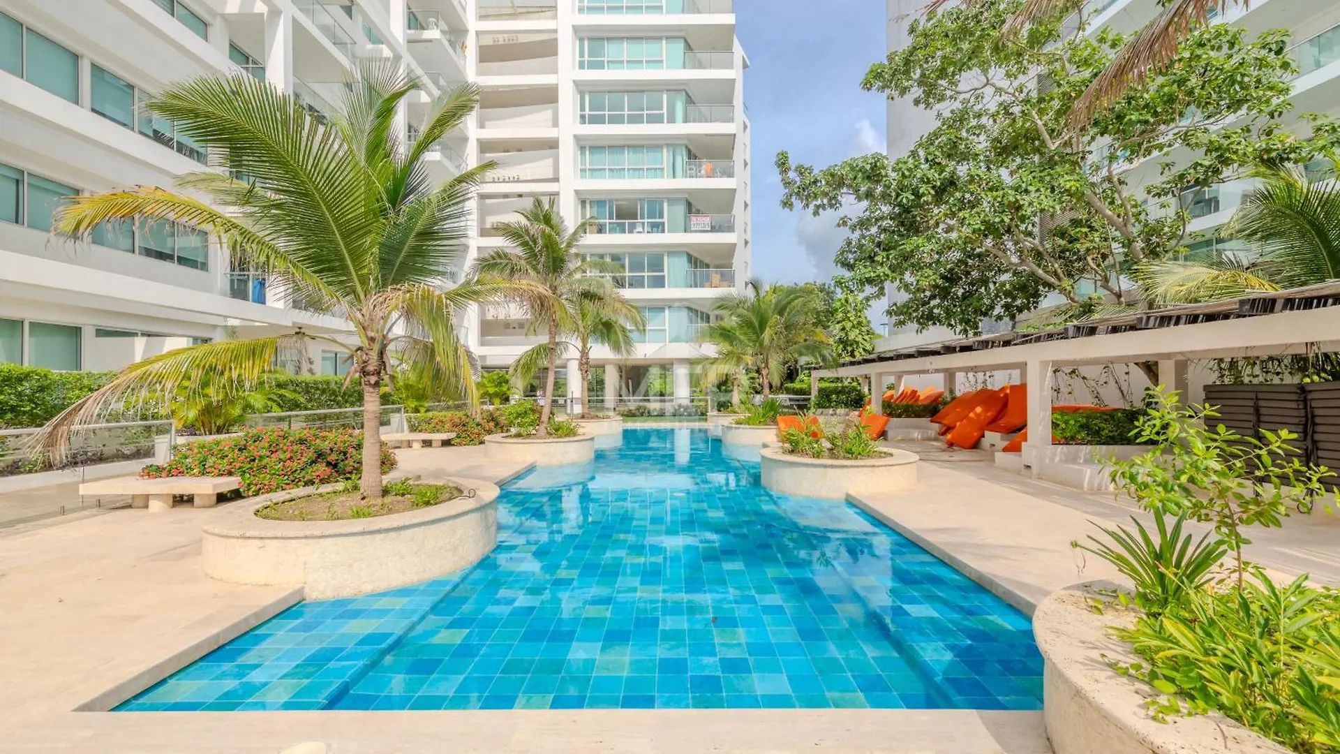 Edificio Morros 3, Beachfront & 2 Bedrooms By Inmobiliaria Mfr Cartagena Colombia